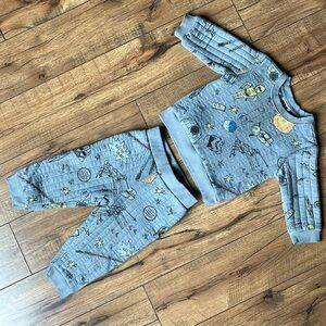 12m sized baby sleepwear / lounging set. Star Wars. Light wear.